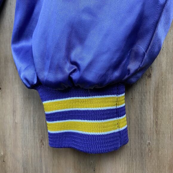 Vintage Chalk Line Minnesota Vikings Satin Bomber Jacket NFL Purple Large - Picture 8 of 13